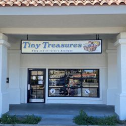 Tiny Treasures Collective - New paint freshens up the store front. Come see us!