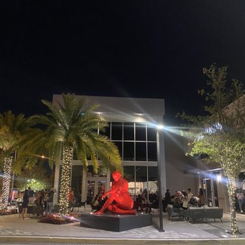 Shoma Bazaar - Outdoor area - Breakfast & Brunch Near Me - Doral, Florida Shoma Bazaar - Outdoor area - Breakfast & Brunch Near Me - Doral, Florida