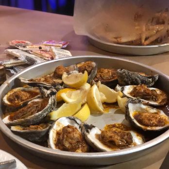 Crafty Crab - Steam Oyster - Seafood Near Me - Orlando, Florida