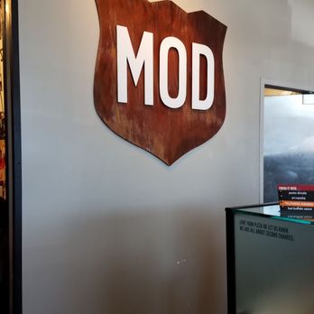 MOD Pizza - I was bored waiting in line for online pick up - Fast Food Near Me - Houston, Texas
