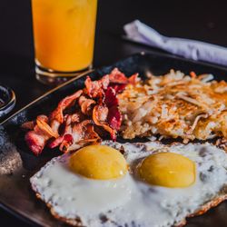 OXO Bar & Grill - A Huevo Brunch