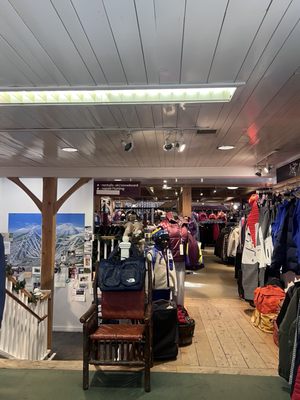 AJ's Ski & Sports by null