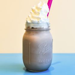 Big Buns - Boozy Shakes