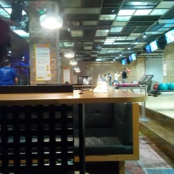 Rollhouse Bowling