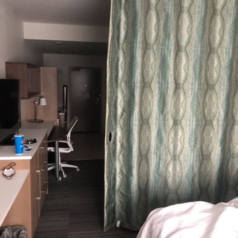 Home2 Suites by Hilton - Bed side of divided area - Hotels Near Me - Liberty, Missouri