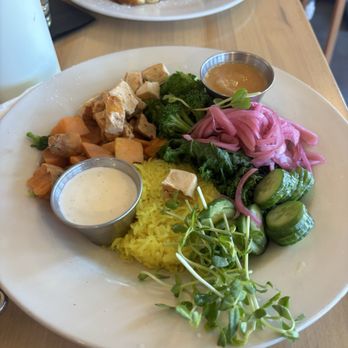 Madi - Build Your Own Bowl - Breakfast & Brunch Near Me - San Diego, California Madi - Build Your Own Bowl - Breakfast & Brunch Near Me - San Diego, California