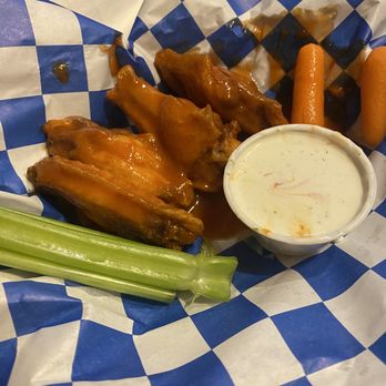 Blue 42s Burger Bar - Hot Wings (5) - Burgers Near Me - Morganton, North Carolina Blue 42s Burger Bar - Hot Wings (5) - Burgers Near Me - Morganton, North Carolina