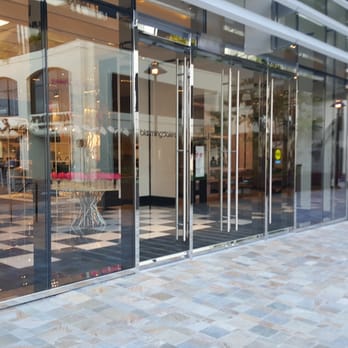 Bloomingdale's - Department Stores Near Me - Honolulu, Hawaii