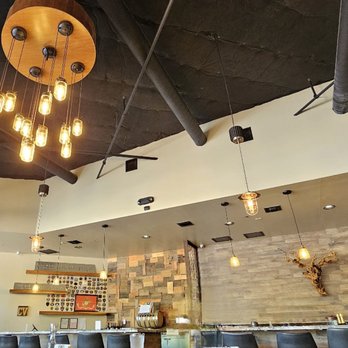 Citizen Vine - Tapas/Small Plates Near Me - Lincoln, California