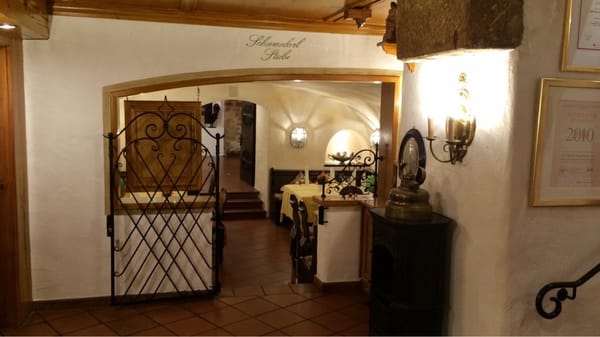 Hotel Deidesheimer Hof by null