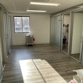 Health Check - Exam rooms - Walk-in Clinics Near Me - Vienna, Virginia Health Check - Exam rooms - Walk-in Clinics Near Me - Vienna, Virginia
