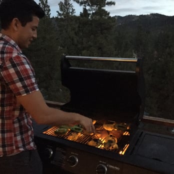 Big Bear Cool Cabins - Grilling outside at viewpoint cabin - Property Management Near Me - Big Bear Lake, California