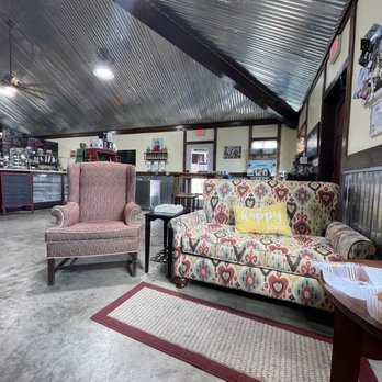 Hochatown Coffee Central - Coffee & Tea Near Me - Broken Bow, Oklahoma