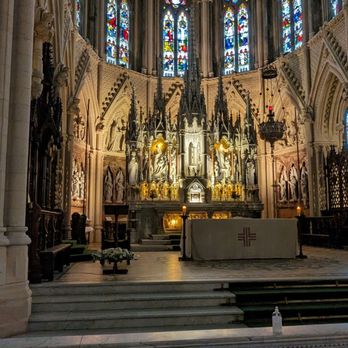 St Colman's Cathedral - Close up of the altar. - Churches Near Me St Colman's Cathedral - Close up of the altar. - Churches Near Me