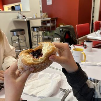 Donut Villa Diner - Doughnuts - Donuts Near Me - Cambridge, Massachusetts Donut Villa Diner - Doughnuts - Donuts Near Me - Cambridge, Massachusetts