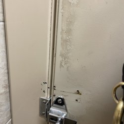 Martins Food Market - This day I only took 3 pics, but if Walmart, McDonalds, Sheetz can remodel and keep bathrooms clean - why can't Martins?