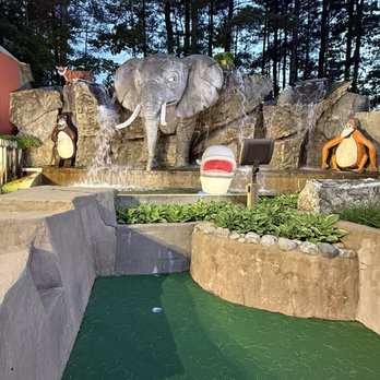 Goony Golf - Funny jungle themed hole with a random whale - Mini Golf Near Me - Lake George, New York Goony Golf - Funny jungle themed hole with a random whale - Mini Golf Near Me - Lake George, New York