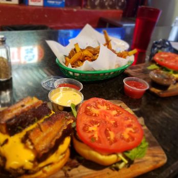 Hammerheads - Angus burger with pork belly added; truffle fries; duck sandwich - Southern Near Me - Louisville, Kentucky