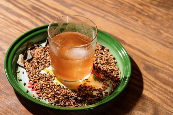Tipsy Thaiger by null