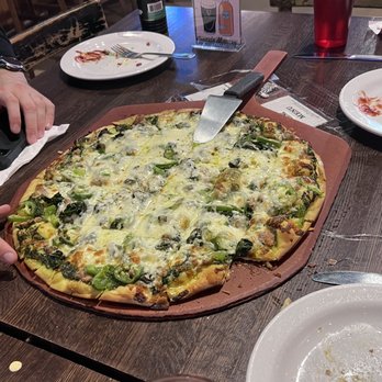 Flo & Santos - Pizza Near Me - Chicago, Illinois Flo & Santos - Pizza Near Me - Chicago, Illinois