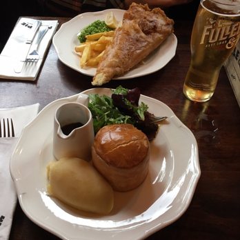 The Blackbird - Top: fish and chips with mashed peas  Bottom: steak pie with mash and side salad - Pubs Near Me - London, XGL
