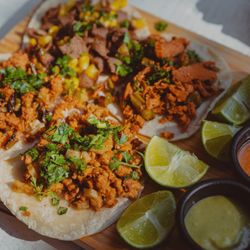 La Perla Taqueria 2 - Chiken tacos