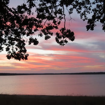 Flowing Wells Resort - Sunset from porch - Hotels Near Me - Pottsboro, Texas Flowing Wells Resort - Sunset from porch - Hotels Near Me - Pottsboro, Texas