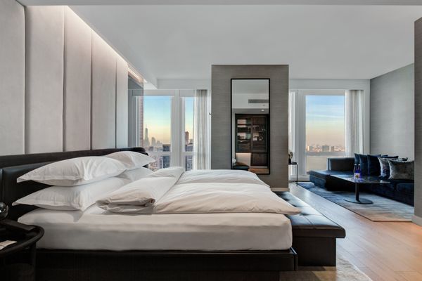 Equinox Hotel New York by null
