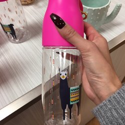 Aéropostale - So cute! Llama need to go back and get this! Lol