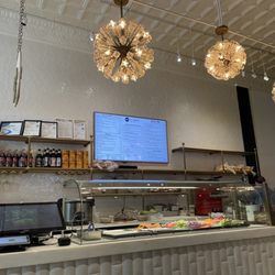 Le Banh-Banh Mi Sandwiches - Interior