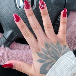 Studio Nails - Holiday Nails
