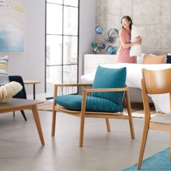 CORT Furniture Rental
