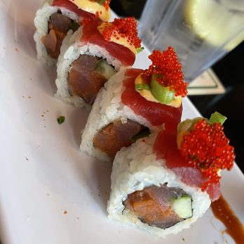 McGuire's Sushi - Inside of the spicy tuna roll - Sushi Bars Near Me - Destin, Florida McGuire's Sushi - Inside of the spicy tuna roll - Sushi Bars Near Me - Destin, Florida