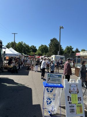 Golden Farmers Market by null