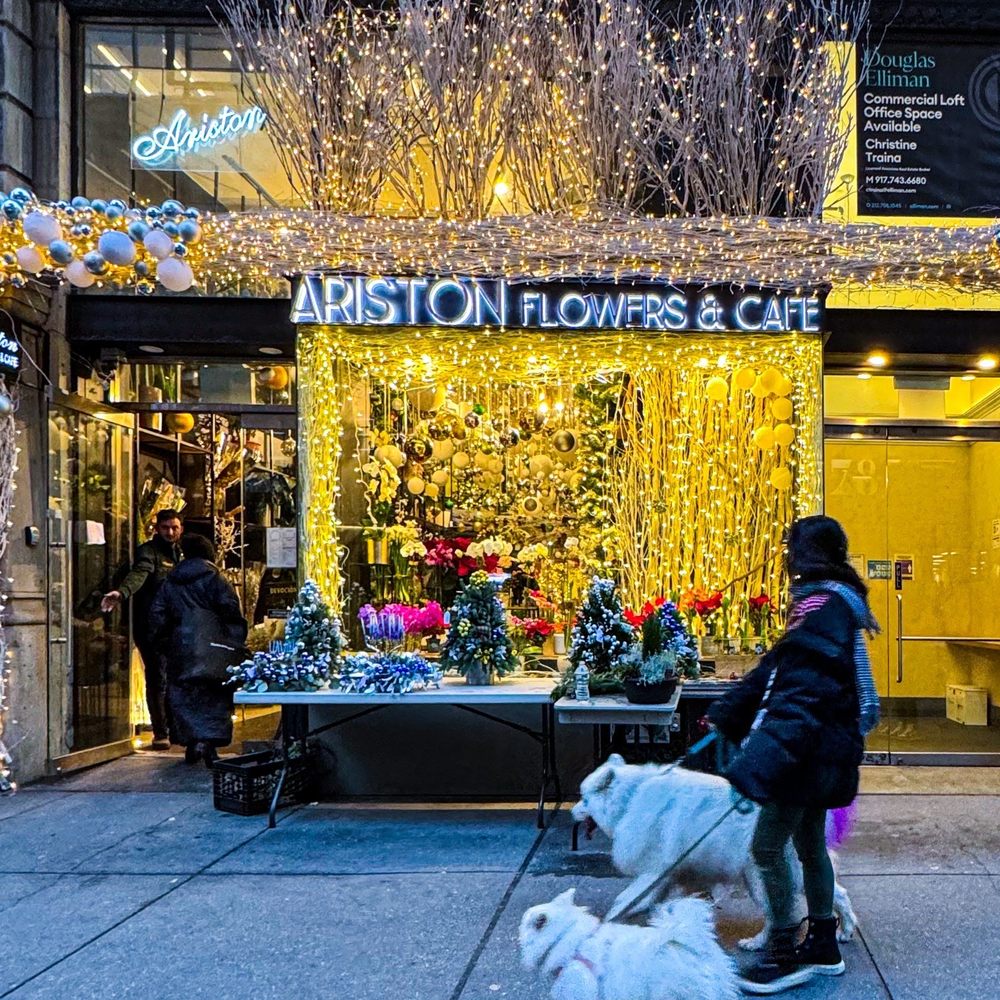 54 Easy Spring Flower Arrangements You Can Totally Pull Off, image size:1000x1000