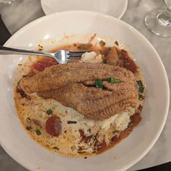 Vic's River Grill - Fried Catfish and Grits - New American Near Me - Savannah, Georgia