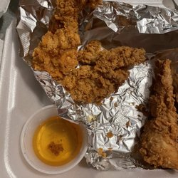 Coop & Run - Chicken tenders with honey boom boom