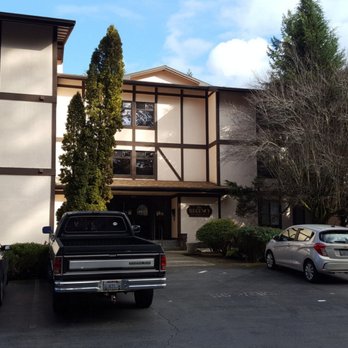 Regency Park - Entry to the Regency - Condominiums Near Me - Tacoma, Washington