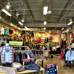 Moosejaw - The store.