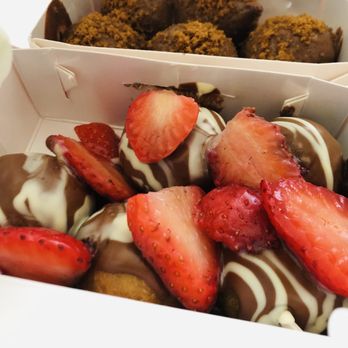 Lily’s Chocolate & Coffee - Desserts Near Me - Vienna, Virginia Lily’s Chocolate & Coffee - Desserts Near Me - Vienna, Virginia