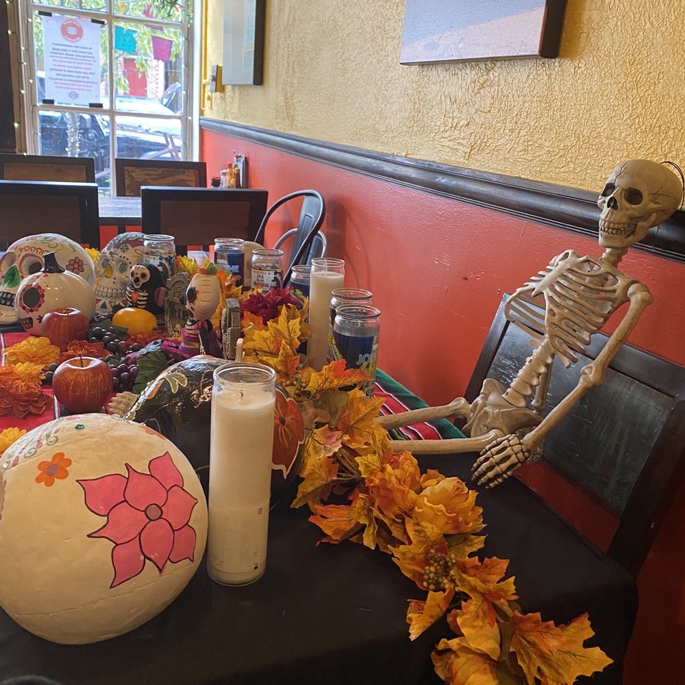 Papi's Tacos - Decor - Mexican Near Me - Baltimore, Maryland Papi's Tacos - Decor - Mexican Near Me - Baltimore, Maryland