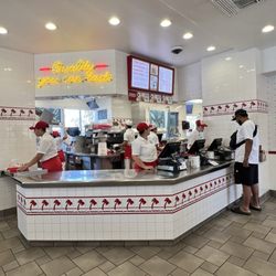 In-N-Out Burger - Pick up here