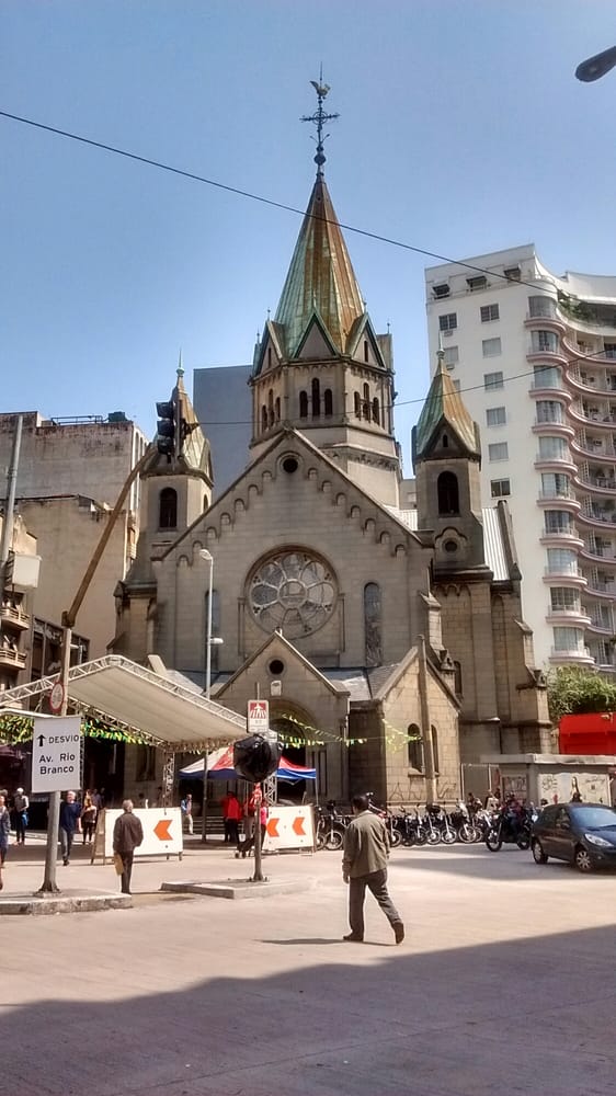 IGREJA DE NOSSA SENHORA DE SANTA IFIGENIA Religious Organizations R. Santa Ifigênia 30, São