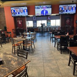Stonewolf Casino - Enjoy The Wolf Sports Bar & Grille! We have delicious daily lunch specials and a full menu. Our friendly wait staff is here to serve you!