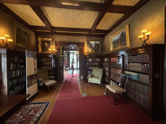 Glensheen Mansion by null