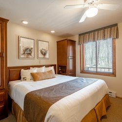 Landmark Resort - Suites feature king, queen, or twin beds for your comfort.