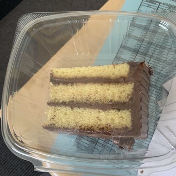 Oohh's and Aahh's - Yellow Cake w/ Chocolate Icing - American Near Me - Washington, DC, District of Columbia Oohh's and Aahh's - Yellow Cake w/ Chocolate Icing - American Near Me - Washington, DC, District of Columbia