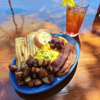 Cafe Kevah - Two egg breakfast - New American Near Me - Big Sur, California