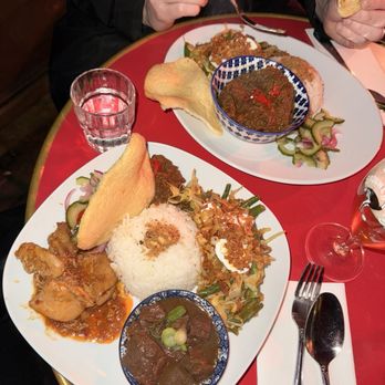 Café Kadijk - Indonesian plate & Beef Rendang - Indonesian Near Me - Amsterdam, New Hampshire
