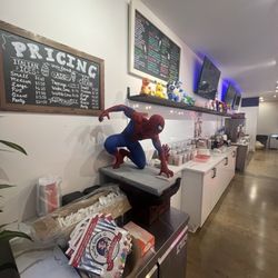 Uncle Louie G - Spiderman statue